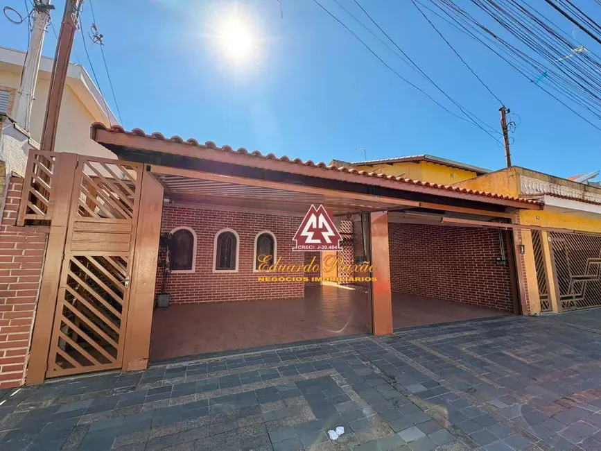 Foto 4 de Casa com 3 quartos à venda e para alugar, 270m2 em Parque Continental I, Guarulhos - SP