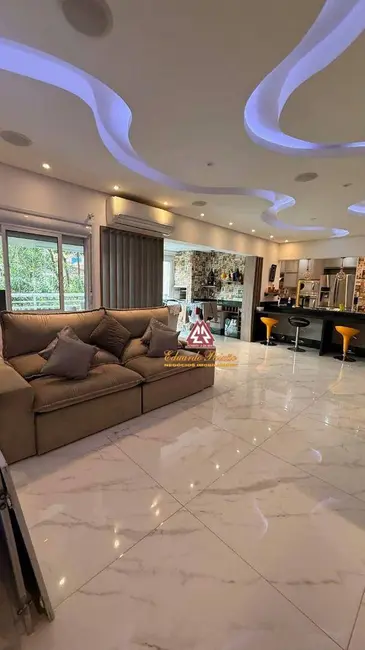 Foto 7 de Apartamento com 3 quartos à venda, 201m2 em Jardim Santa Mena, Guarulhos - SP