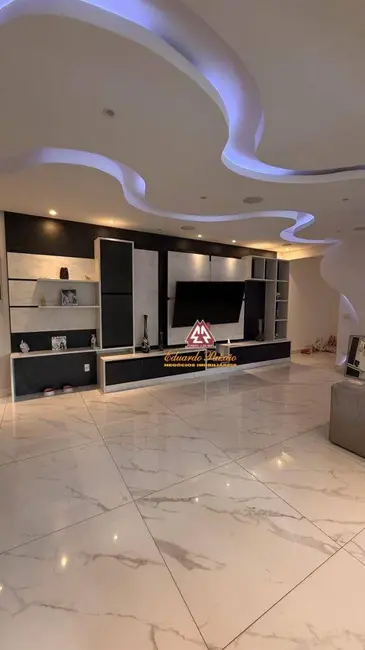 Foto 4 de Apartamento com 3 quartos à venda, 201m2 em Jardim Santa Mena, Guarulhos - SP