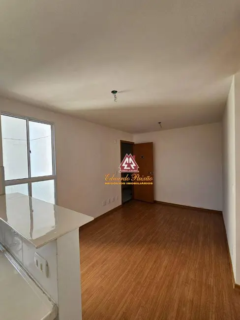 Foto 2 de Apartamento com 2 quartos à venda, 39m2 em Jardim Rosa de Franca, Guarulhos - SP