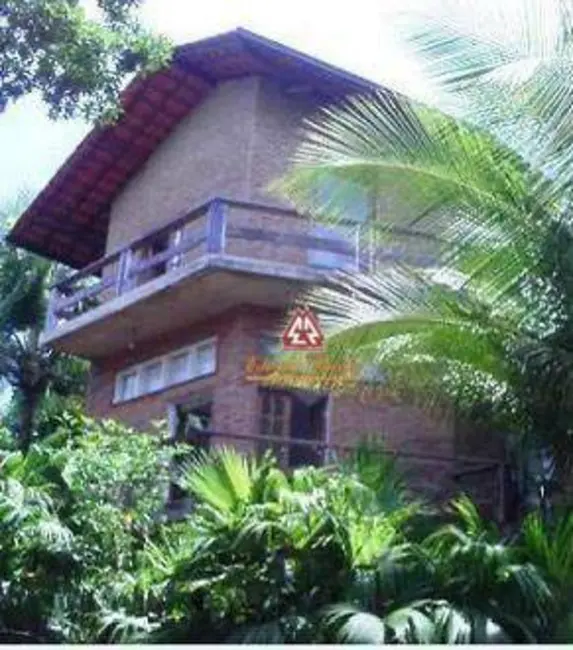 Foto 1 de Sobrado com 3 quartos à venda, 3000m2 em Olivença, Ilheus - BA