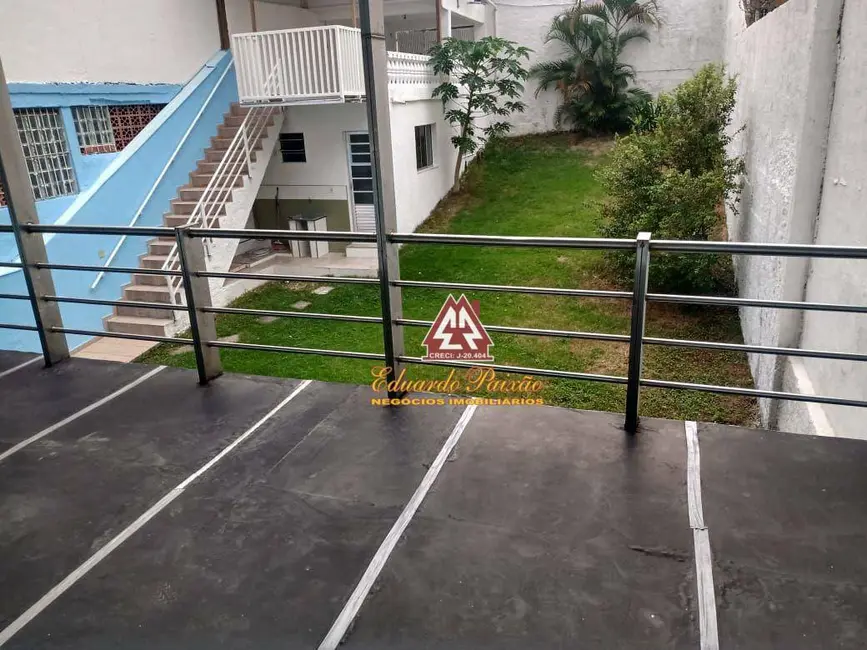 Sobrado com 2 quartos à venda, 250m2 em Jardim Santa Cecília, Guarulhos - SP - imagem 5 Foto 5 de Sobrado com 2 quartos à venda, 250m2 em Jardim Santa Cecília, Guarulhos - SP