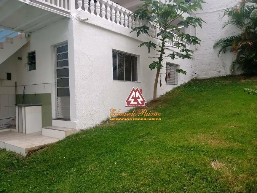 Sobrado com 2 quartos à venda, 250m2 em Jardim Santa Cecília, Guarulhos - SP - imagem 7 Foto 7 de Sobrado com 2 quartos à venda, 250m2 em Jardim Santa Cecília, Guarulhos - SP