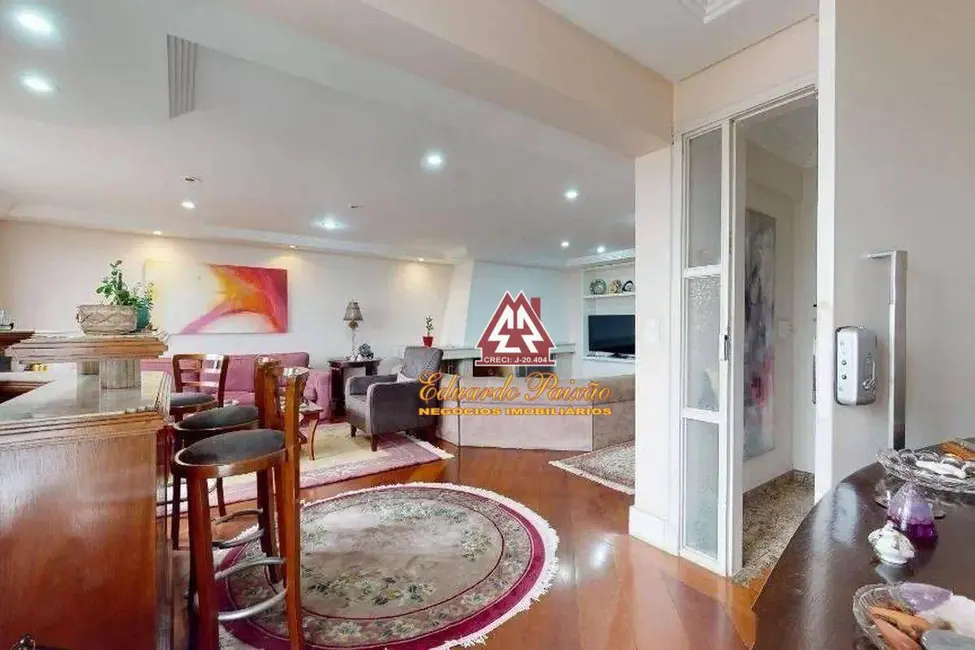 Apartamento com 3 quartos à venda, 302m2 em Vila Galvão, Guarulhos - SP - imagem 3 Foto 3 de Apartamento com 3 quartos à venda, 302m2 em Vila Galvão, Guarulhos - SP