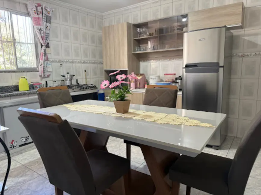 Sobrado com 6 quartos à venda, 160m2 em Jardim Tabatinga, Guarulhos - SP - imagem 7 Foto 7 de Sobrado com 6 quartos à venda, 160m2 em Jardim Tabatinga, Guarulhos - SP