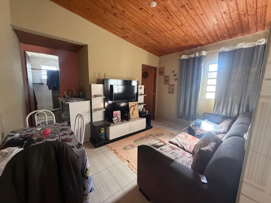 Sobrado com 6 quartos à venda, 160m2 em Jardim Tabatinga, Guarulhos - SP - imagem 1 Foto 1 de Sobrado com 6 quartos à venda, 160m2 em Jardim Tabatinga, Guarulhos - SP