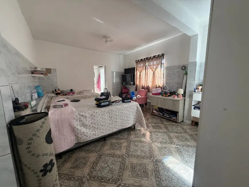 Sobrado com 6 quartos à venda, 160m2 em Jardim Tabatinga, Guarulhos - SP - imagem 5 Foto 5 de Sobrado com 6 quartos à venda, 160m2 em Jardim Tabatinga, Guarulhos - SP