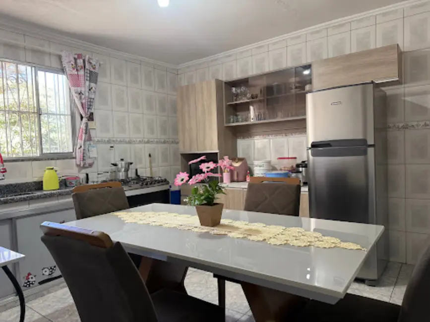 Sobrado com 6 quartos à venda, 160m2 em Jardim Tabatinga, Guarulhos - SP - imagem 6 Foto 6 de Sobrado com 6 quartos à venda, 160m2 em Jardim Tabatinga, Guarulhos - SP