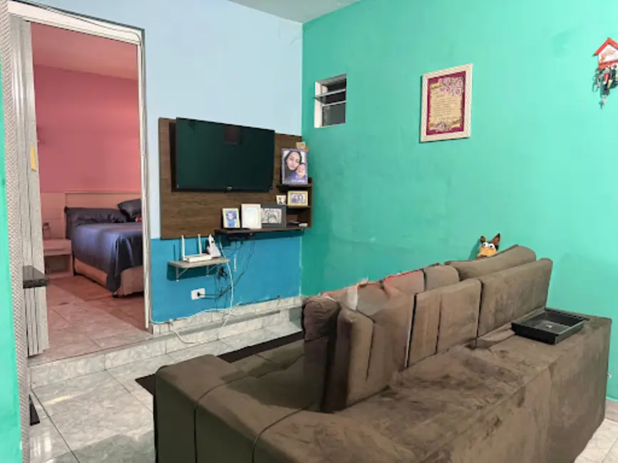 Sobrado com 6 quartos à venda, 160m2 em Jardim Tabatinga, Guarulhos - SP - imagem 2 Foto 2 de Sobrado com 6 quartos à venda, 160m2 em Jardim Tabatinga, Guarulhos - SP