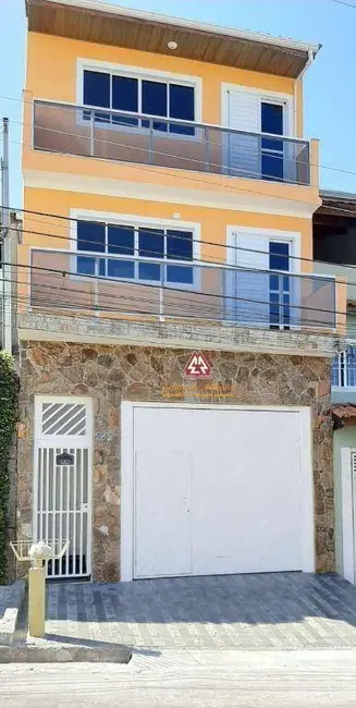 Sobrado com 4 quartos à venda, 125m2 em Parque Continental II, Guarulhos - SP - imagem 1 Foto 1 de Sobrado com 4 quartos à venda, 125m2 em Parque Continental II, Guarulhos - SP