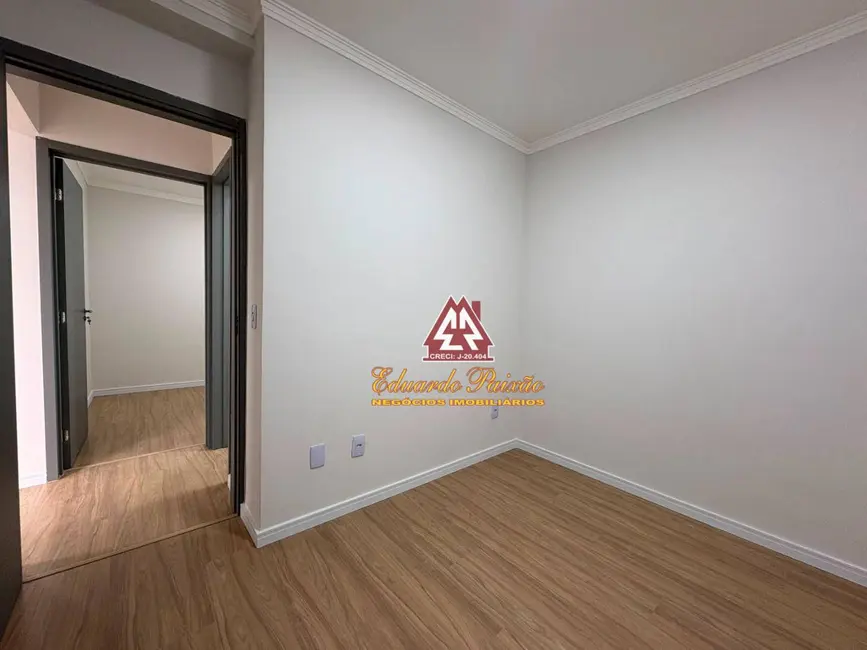 Apartamento com 2 quartos para alugar, 49m2 em Jardim Aida, Guarulhos - SP - imagem 9 Foto 9 de Apartamento com 2 quartos para alugar, 49m2 em Jardim Aida, Guarulhos - SP