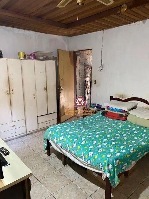 Sobrado com 2 quartos à venda, 125m2 em Jardim Adriana, Guarulhos - SP - imagem 6 Foto 6 de Sobrado com 2 quartos à venda, 125m2 em Jardim Adriana, Guarulhos - SP