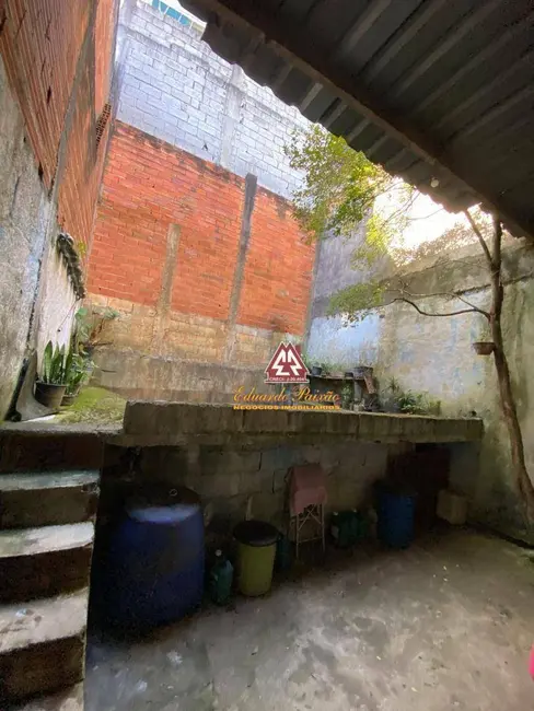 Sobrado com 2 quartos à venda, 125m2 em Jardim Adriana, Guarulhos - SP - imagem 7 Foto 7 de Sobrado com 2 quartos à venda, 125m2 em Jardim Adriana, Guarulhos - SP