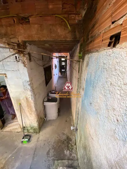 Sobrado com 2 quartos à venda, 125m2 em Jardim Adriana, Guarulhos - SP - imagem 9 Foto 9 de Sobrado com 2 quartos à venda, 125m2 em Jardim Adriana, Guarulhos - SP