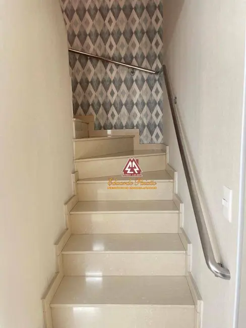 Sobrado com 3 quartos à venda, 127m2 em Jardim City, Guarulhos - SP - imagem 8 Foto 8 de Sobrado com 3 quartos à venda, 127m2 em Jardim City, Guarulhos - SP