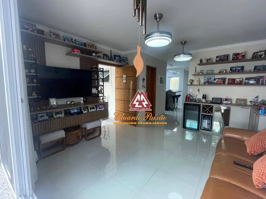 Sobrado com 3 quartos à venda, 127m2 em Jardim City, Guarulhos - SP - imagem 3 Foto 3 de Sobrado com 3 quartos à venda, 127m2 em Jardim City, Guarulhos - SP