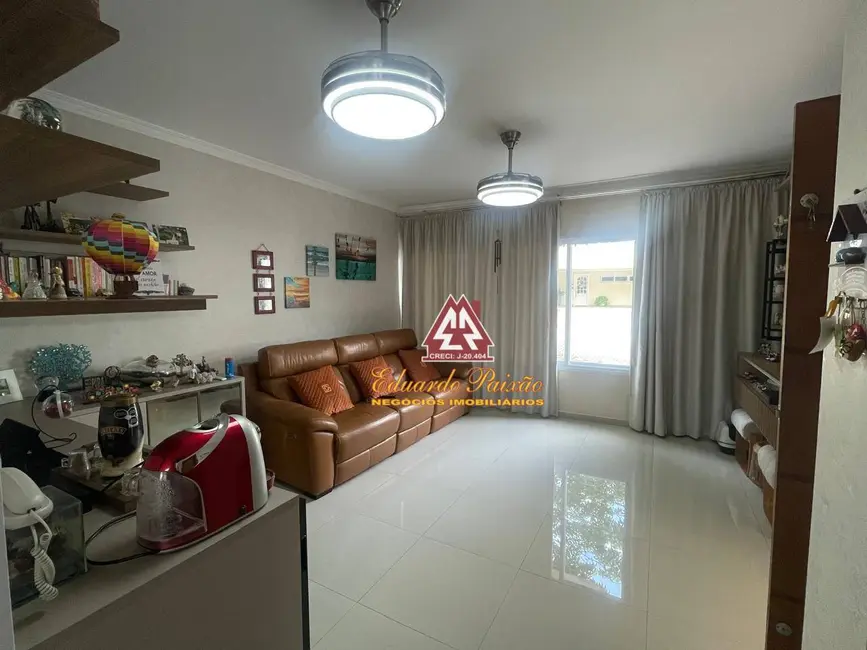 Sobrado com 3 quartos à venda, 127m2 em Jardim City, Guarulhos - SP - imagem 2 Foto 2 de Sobrado com 3 quartos à venda, 127m2 em Jardim City, Guarulhos - SP