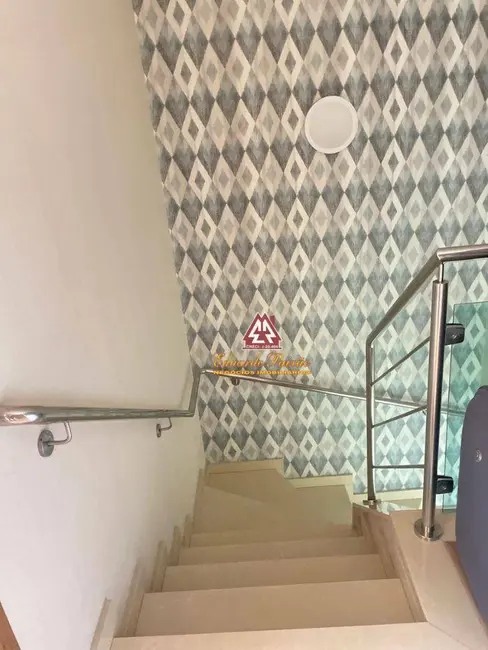 Sobrado com 3 quartos à venda, 127m2 em Jardim City, Guarulhos - SP - imagem 9 Foto 9 de Sobrado com 3 quartos à venda, 127m2 em Jardim City, Guarulhos - SP