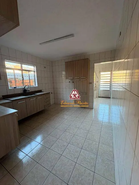 Foto 5 de Casa com 2 quartos para alugar, 125m2 em Jardim do Papai, Guarulhos - SP