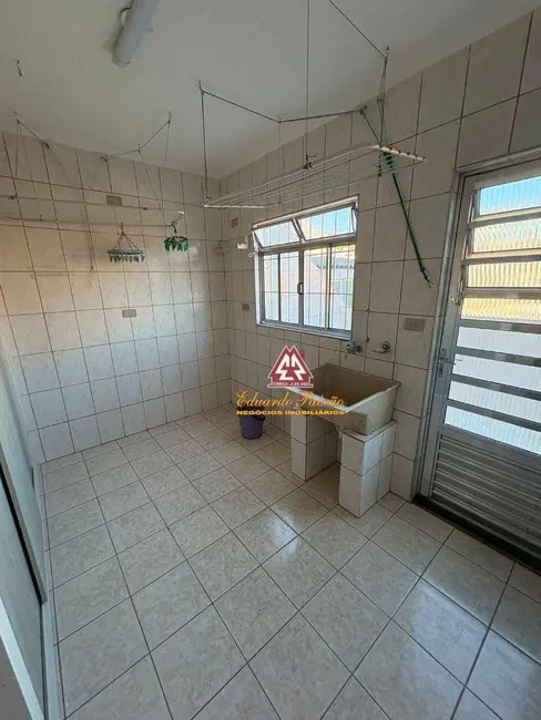 Foto 8 de Casa com 2 quartos para alugar, 125m2 em Jardim do Papai, Guarulhos - SP