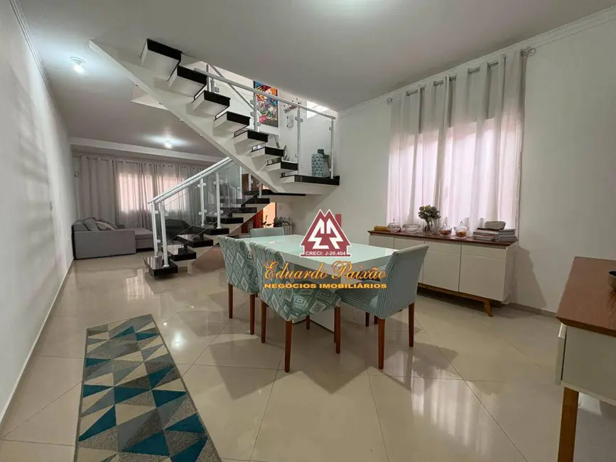 Foto 8 de Sobrado com 3 quartos para alugar, 150m2 em Vila Tibagi, Guarulhos - SP