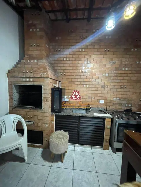 Sobrado com 3 quartos à venda, 125m2 em Portal dos Gramados, Guarulhos - SP - imagem 9 Foto 9 de Sobrado com 3 quartos à venda, 125m2 em Portal dos Gramados, Guarulhos - SP
