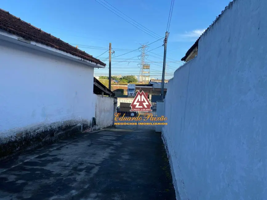 Foto 2 de Casa com 2 quartos à venda, 350m2 em Jardim Vila Galvão, Guarulhos - SP