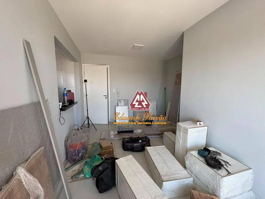 Foto 4 de Apartamento com 2 quartos para alugar, 48m2 em Vila Galvão, Guarulhos - SP