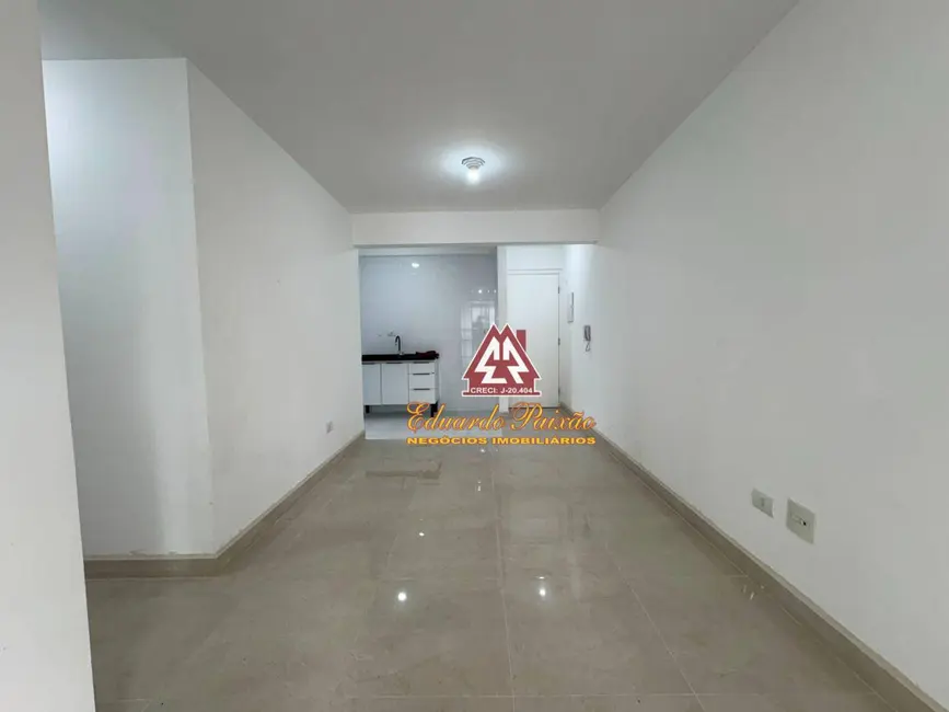 Foto 4 de Apartamento com 2 quartos para alugar, 51m2 em Vila Galvão, Guarulhos - SP