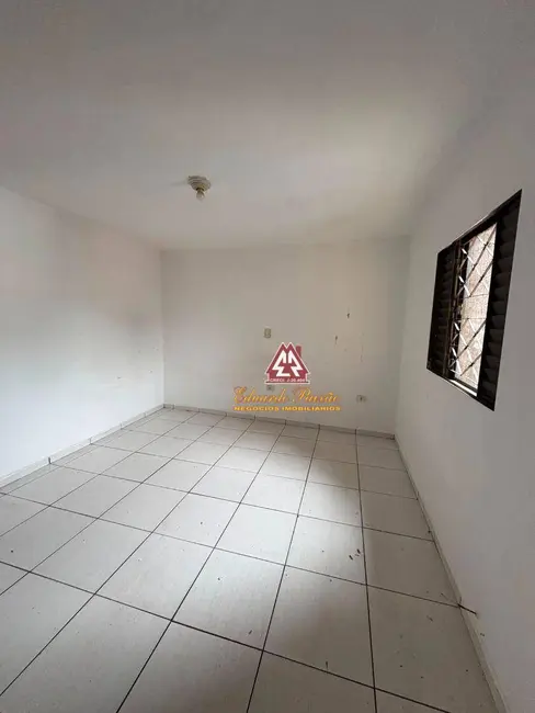 Foto 1 de Casa com 1 quarto para alugar, 125m2 em Parque Santo Antônio, Guarulhos - SP