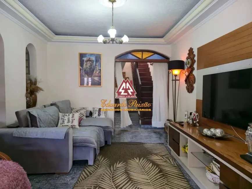 Foto 3 de Sobrado com 3 quartos à venda, 180m2 em Vila Bancária, Guarulhos - SP
