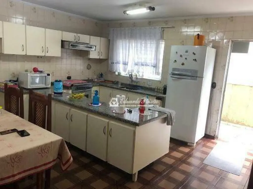 Foto 6 de Sobrado com 3 quartos à venda, 154m2 em Jardim Palmira, Guarulhos - SP