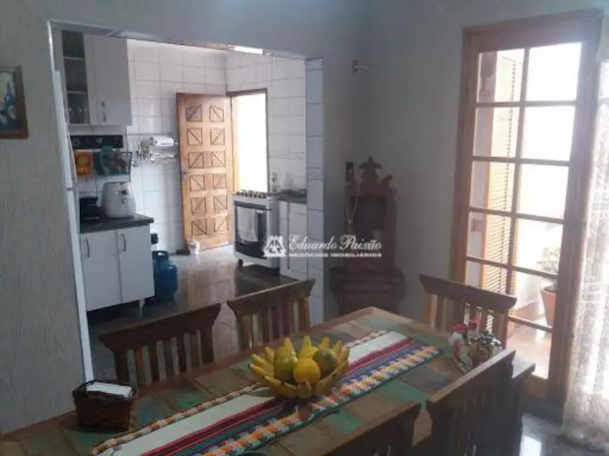 Sobrado com 3 quartos à venda, 147m2 em Vila Galvão, Guarulhos - SP - imagem 7 Foto 7 de Sobrado com 3 quartos à venda, 147m2 em Vila Galvão, Guarulhos - SP