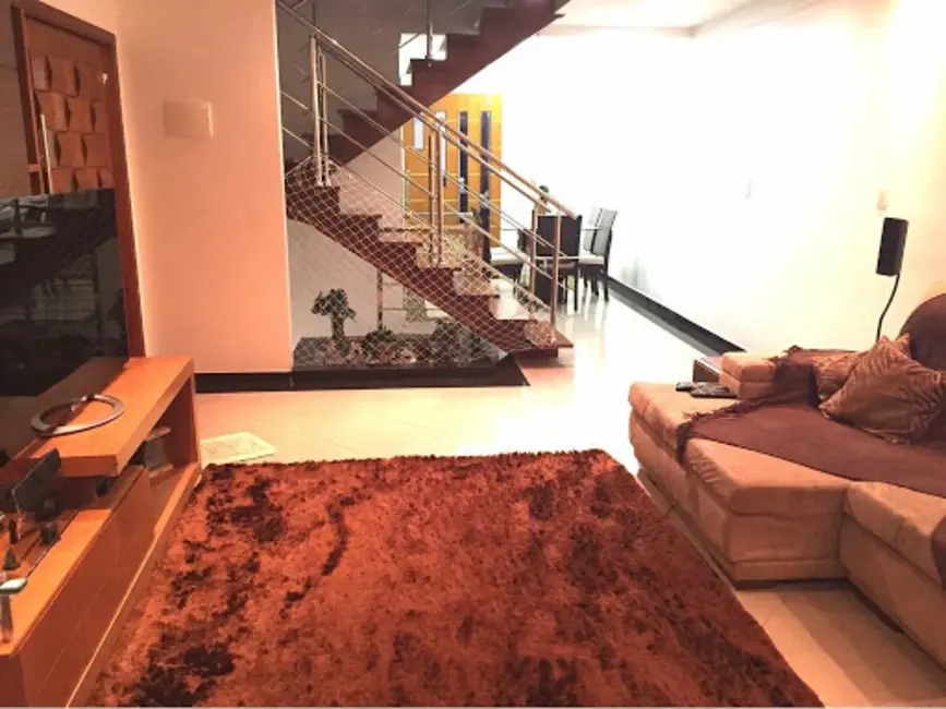 Foto 3 de Sobrado com 3 quartos à venda, 126m2 em Jardim São Ricardo, Guarulhos - SP