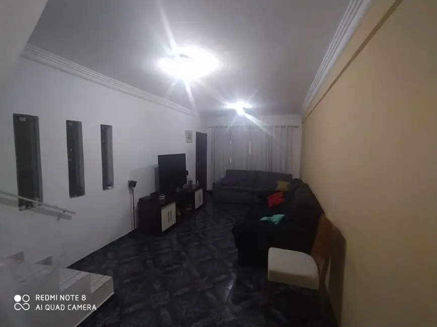 Foto 4 de Sobrado com 3 quartos à venda, 201m2 em Vila Linda, Santo Andre - SP