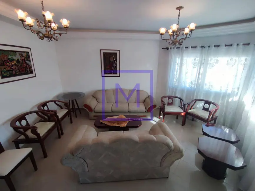 Foto 6 de Sobrado com 3 quartos à venda, 300m2 em Jardim das Cerejeiras, Aruja - SP