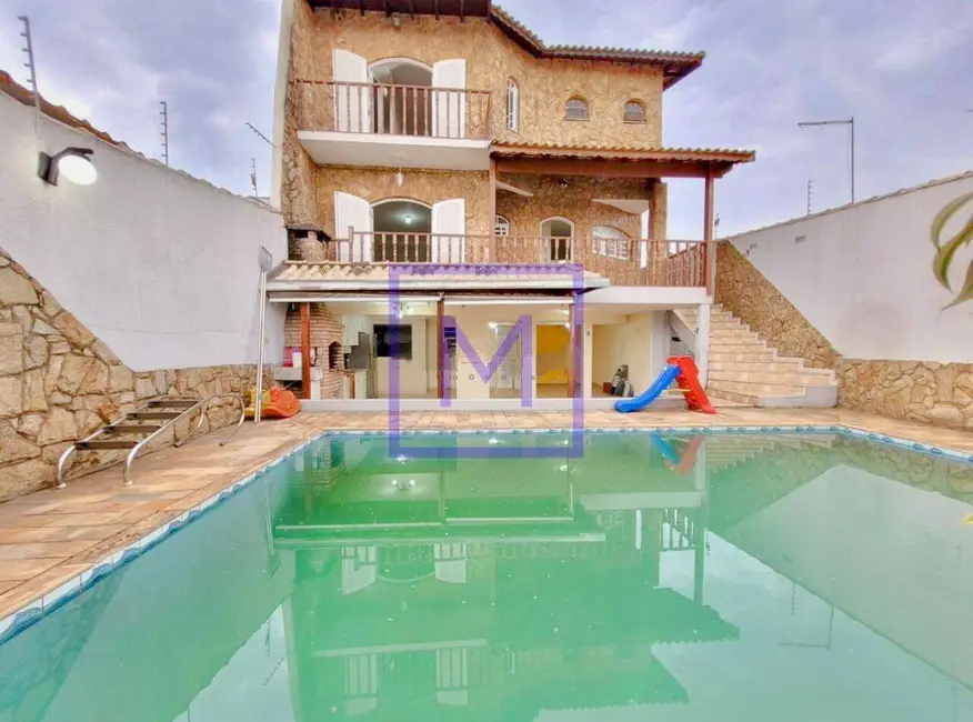 Sobrado com 3 quartos à venda, 296m2 em Vila Ré, São Paulo - SP - imagem 3 Foto 3 de Sobrado com 3 quartos à venda, 296m2 em Vila Ré, São Paulo - SP