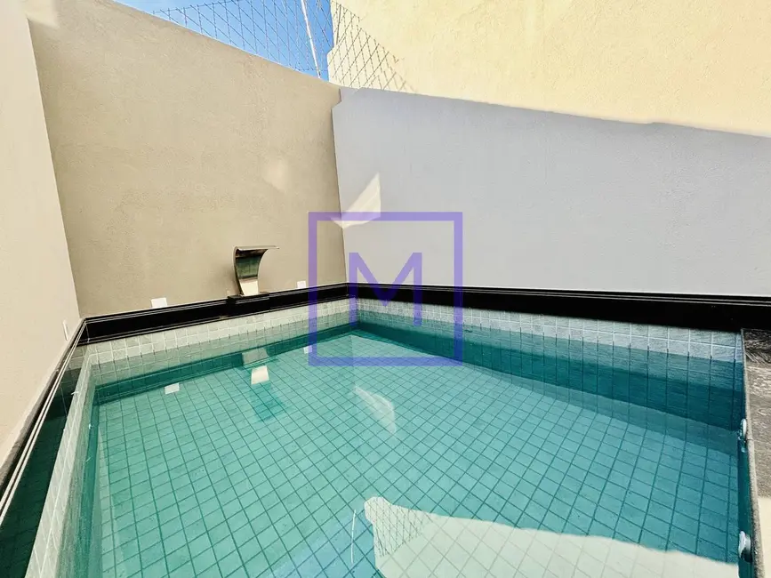 Sobrado com 3 quartos à venda, 236m2 em Penha de França, São Paulo - SP - imagem 2 Foto 2 de Sobrado com 3 quartos à venda, 236m2 em Penha de França, São Paulo - SP