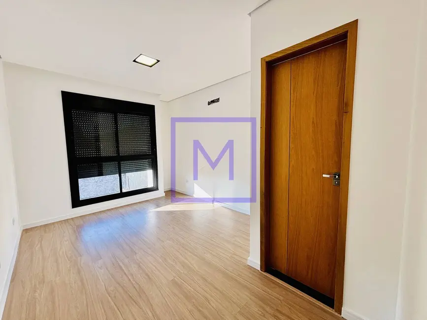 Sobrado com 3 quartos à venda, 236m2 em Penha de França, São Paulo - SP - imagem 3 Foto 3 de Sobrado com 3 quartos à venda, 236m2 em Penha de França, São Paulo - SP