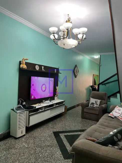 Sobrado com 3 quartos à venda, 221m2 em São Paulo - SP - imagem 1 Foto 1 de Sobrado com 3 quartos à venda, 221m2 em São Paulo - SP