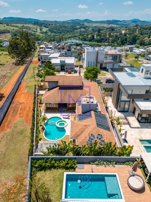Foto 3 de Casa de Condomínio com 3 quartos à venda, 355m2 em Boa Vista, Atibaia - SP