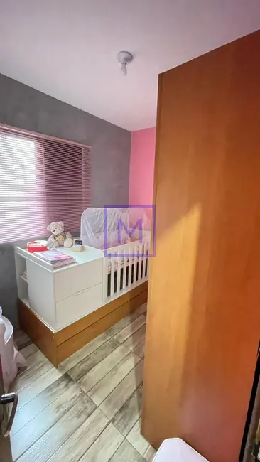 Casa com 4 quartos para alugar, 100m2 em Jardim Pilar, Maua - SP - imagem 2 Foto 2 de Casa com 4 quartos para alugar, 100m2 em Jardim Pilar, Maua - SP