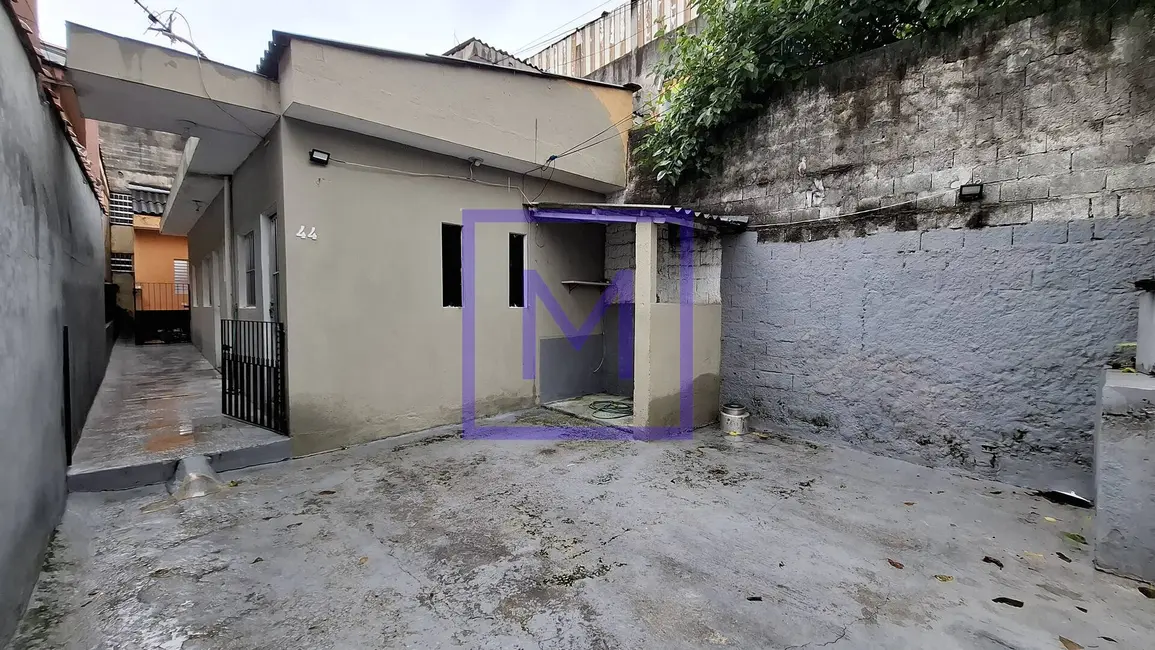 Foto 1 de Casa com 1 quarto para alugar, 60m2 em Vila Carmosina, São Paulo - SP