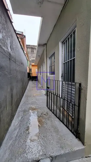Foto 5 de Casa com 1 quarto para alugar, 60m2 em Vila Carmosina, São Paulo - SP