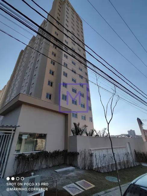 Foto 3 de Apartamento com 2 quartos para alugar, 32m2 em Vila Carmosina, São Paulo - SP