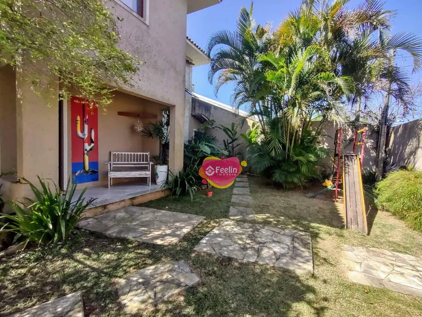 Casa com 6 quartos à venda, 415m2 em Campeche, Florianopolis - SC - imagem 4 Foto 4 de Casa com 6 quartos à venda, 415m2 em Campeche, Florianopolis - SC