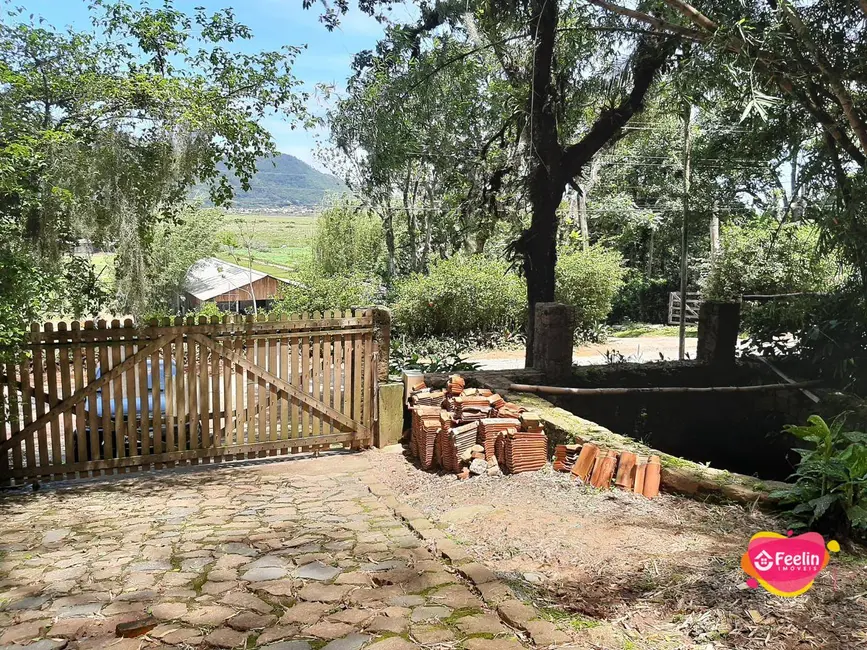 Terreno / Lote à venda, 20000m2 em Armação do Pântano do Sul, Florianopolis - SC - imagem 8 Foto 8 de Terreno / Lote à venda, 20000m2 em Armação do Pântano do Sul, Florianopolis - SC