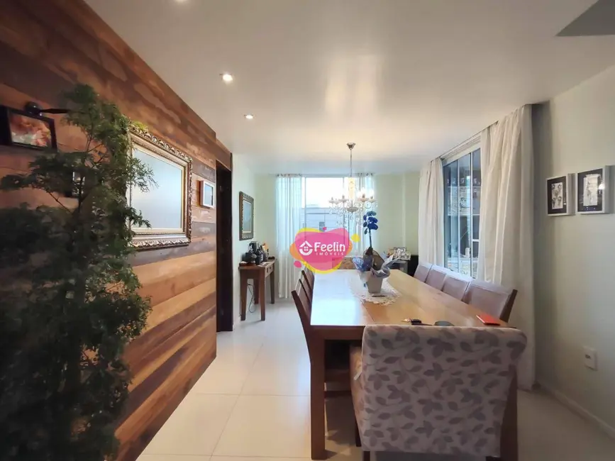 Casa com 4 quartos à venda, 268m2 em Carianos, Florianopolis - SC - imagem 6 Foto 6 de Casa com 4 quartos à venda, 268m2 em Carianos, Florianopolis - SC