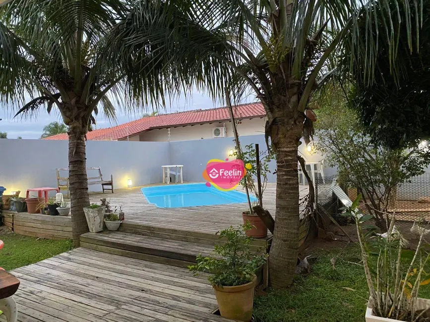 Foto 1 de Casa com 4 quartos à venda, 363m2 em Carianos, Florianopolis - SC
