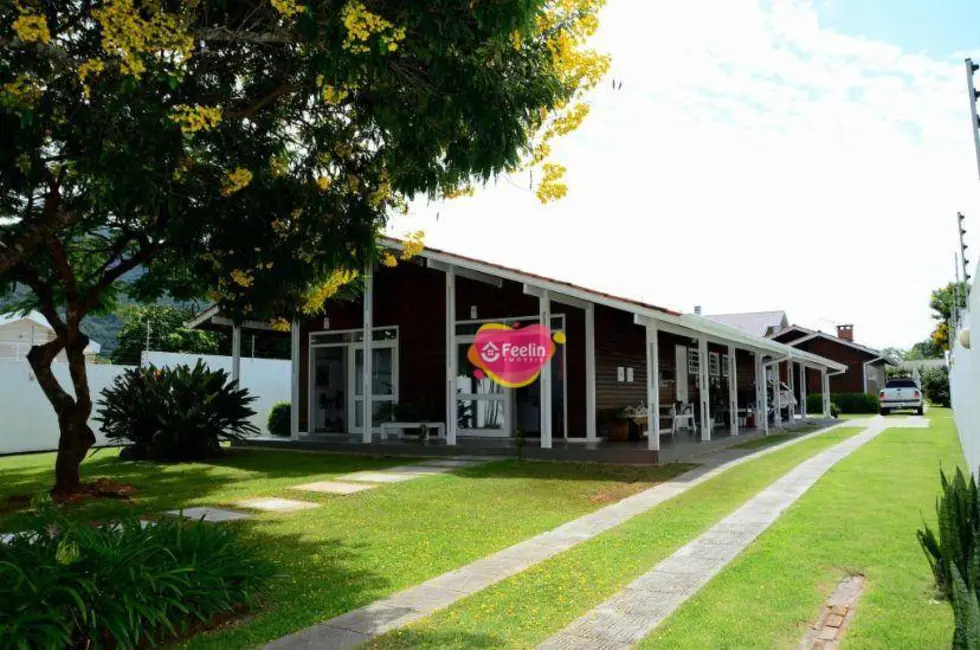 Foto 1 de Casa com 4 quartos à venda, 1500m2 em Lagoa da Conceição, Florianopolis - SC